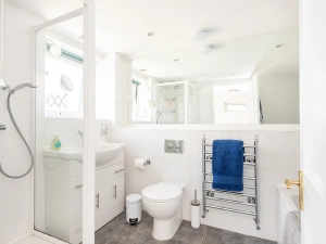 Master ensuite