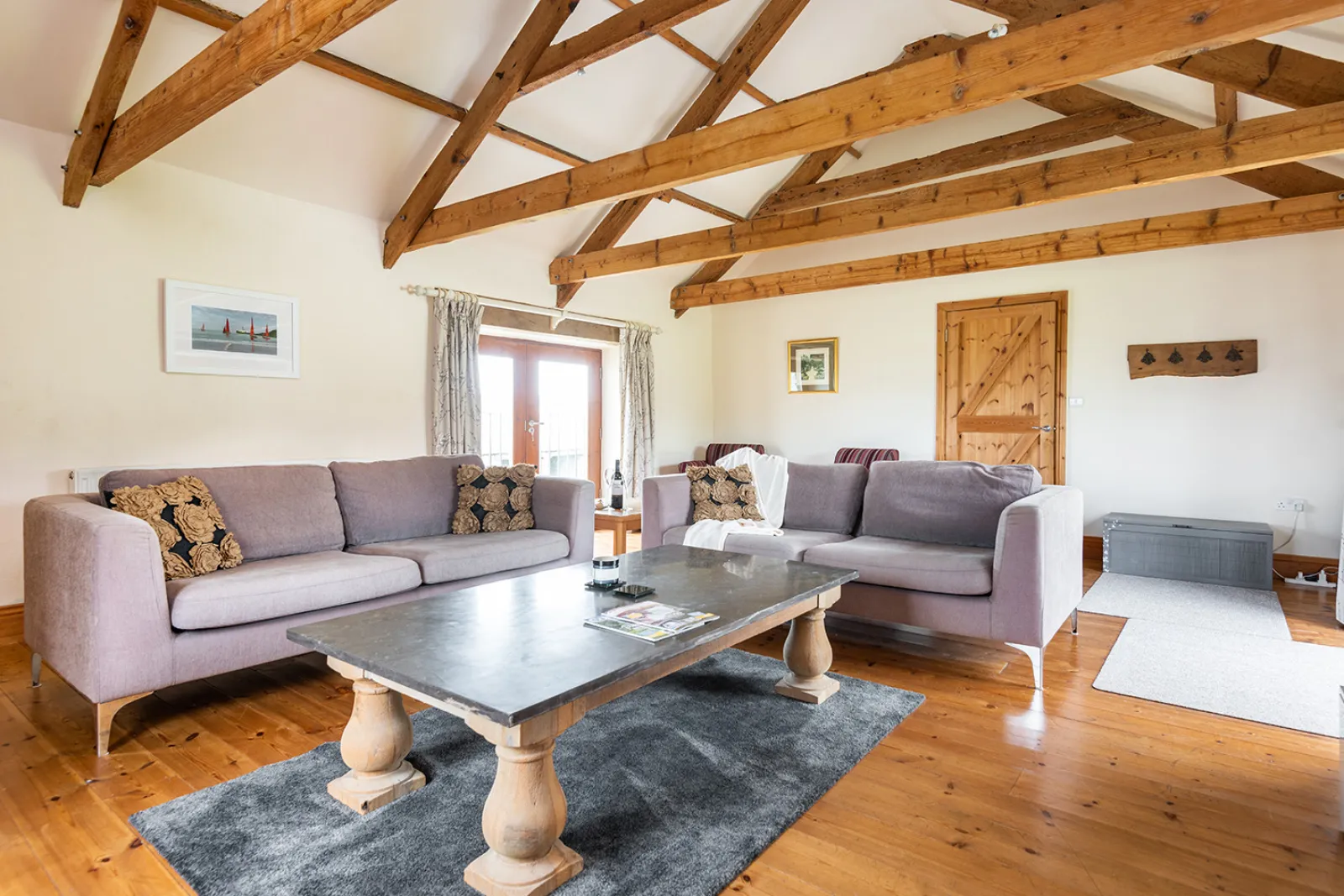 Large, bright lounge with access to front garden