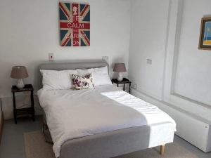 Bedroom 5 with 4'6 bed (located off the kitchen)