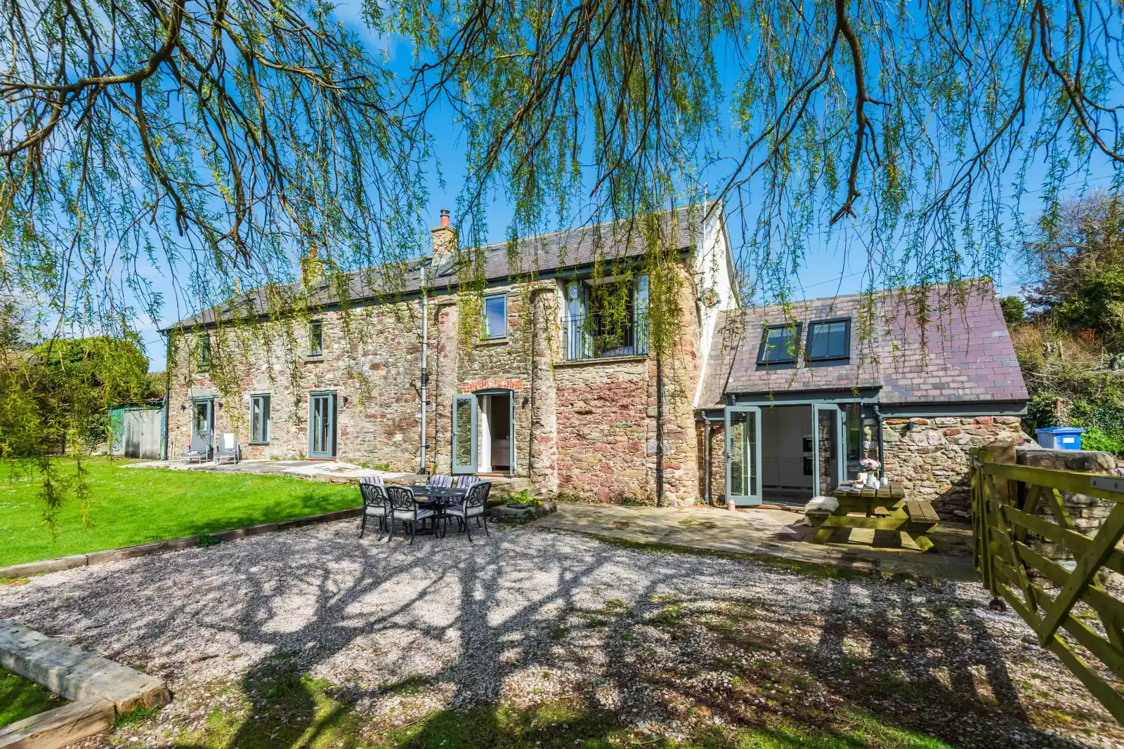 Lower Court Barn 