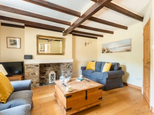 Another view of the lounge