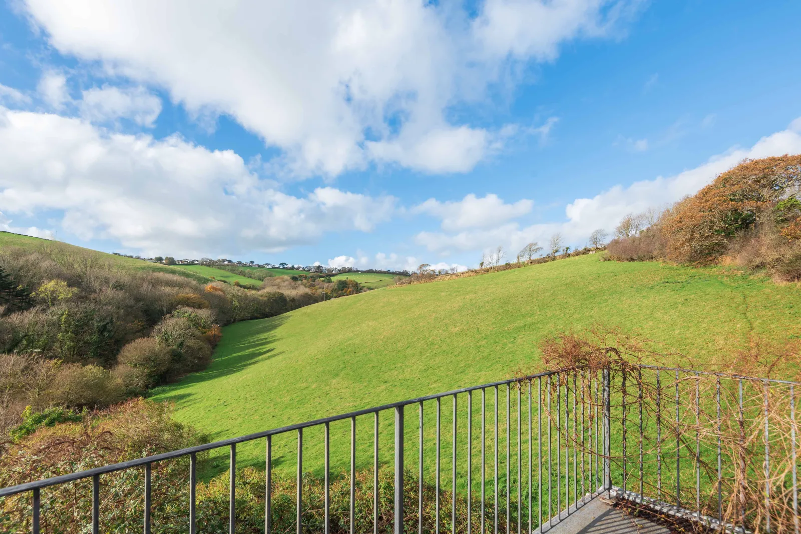 Another aspect of the lounge balcony