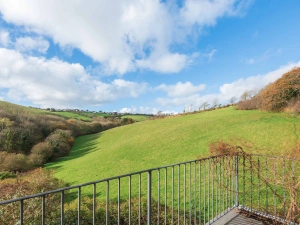 Another aspect of the lounge balcony