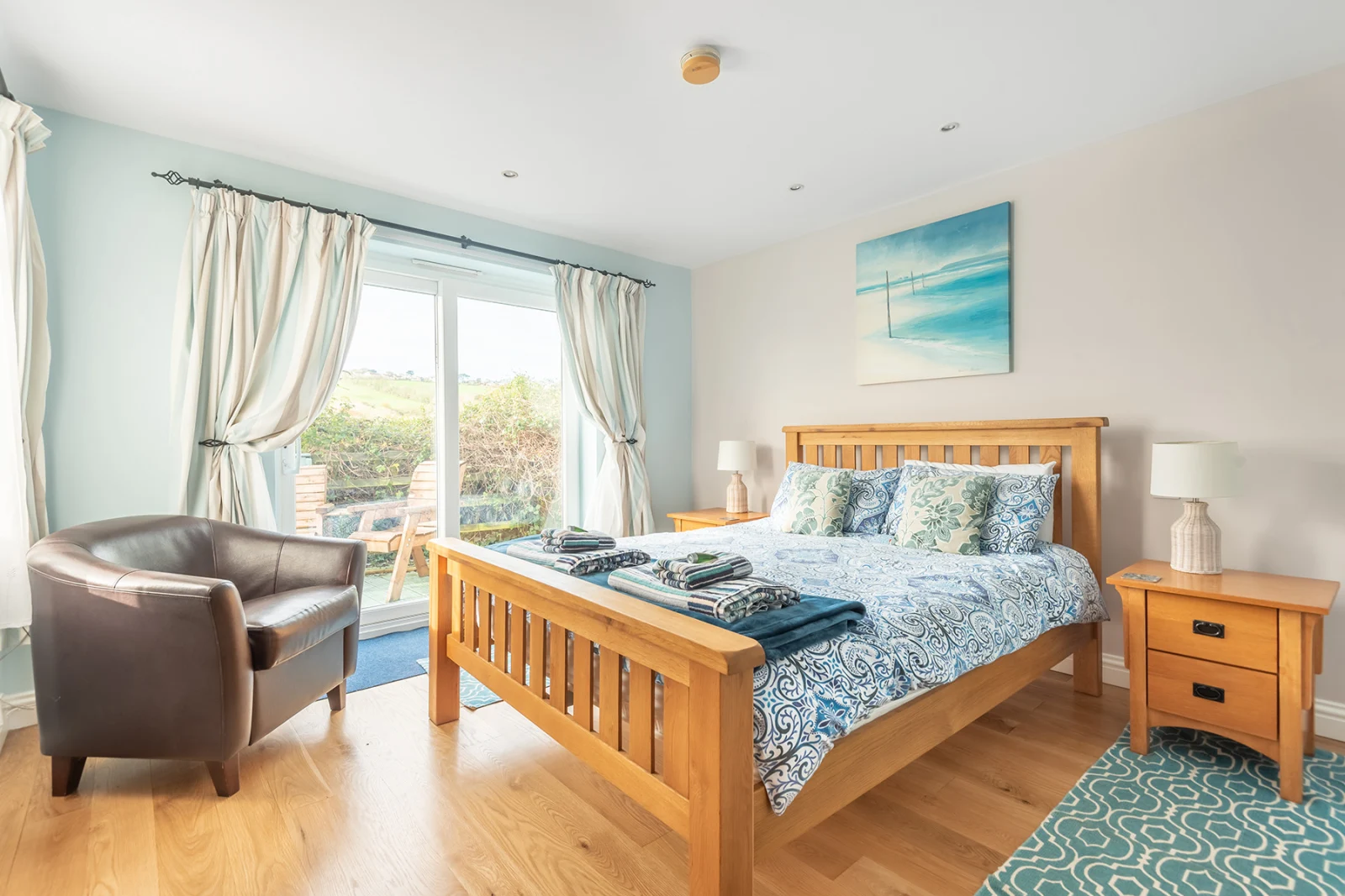 The bedroom with access to decking