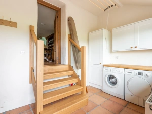 Very useful utility room! 