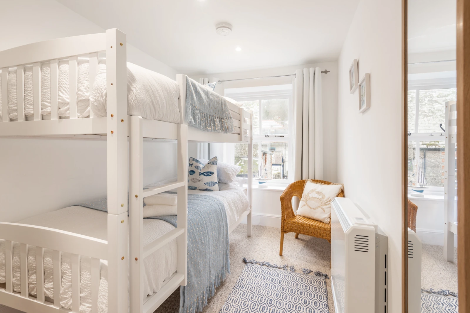 Bedroom 3 (bunks)