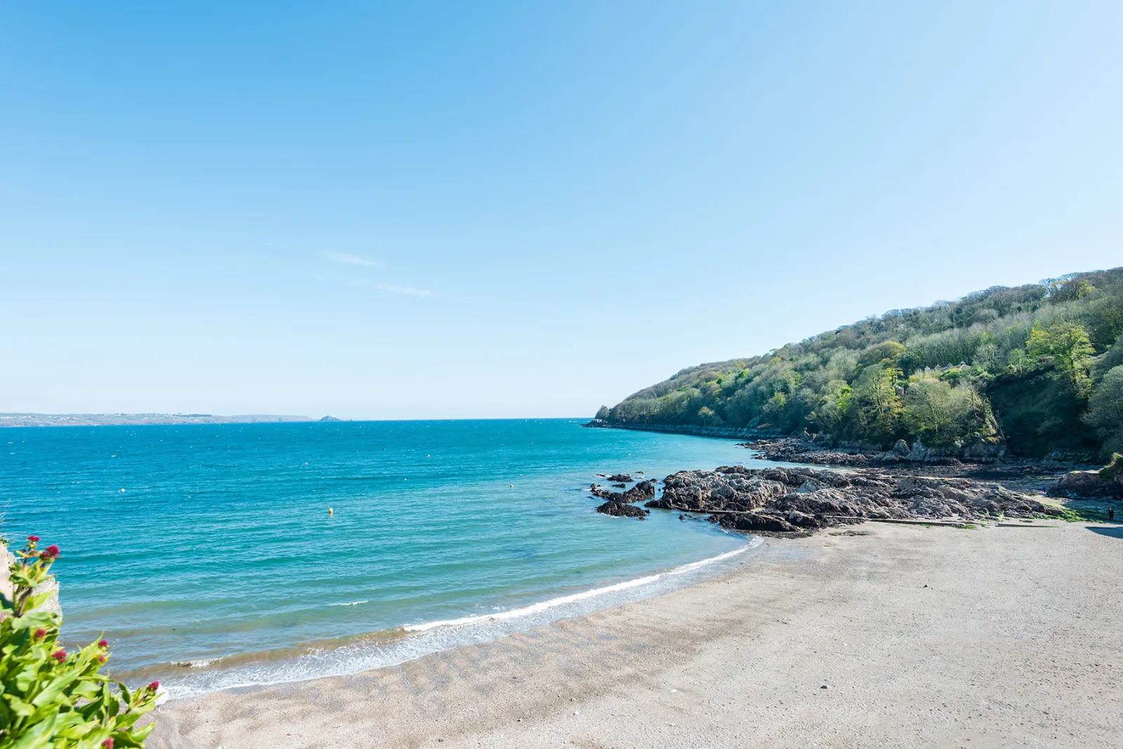 The beach 2 minutes walk away