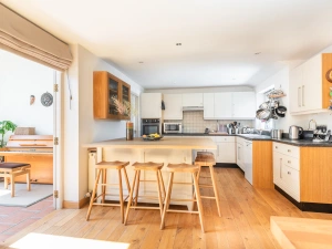 Property image 3 for THCOAKDAL