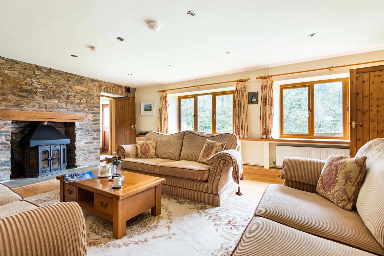 The spacious and comfortable lounge