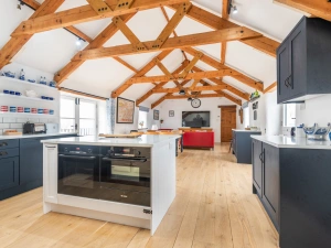 The sociable kitchen/family room