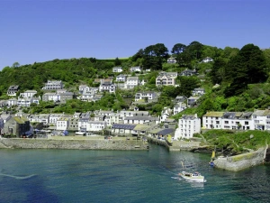 The historic fishing village of Polperro, a perfect spot for a holiday cottage