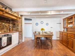 The kitchen diner.