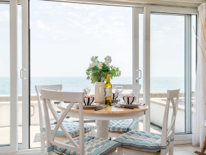 the ground floor dining area in Lower Reeds