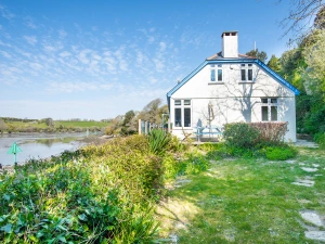 The garden and side of the house.