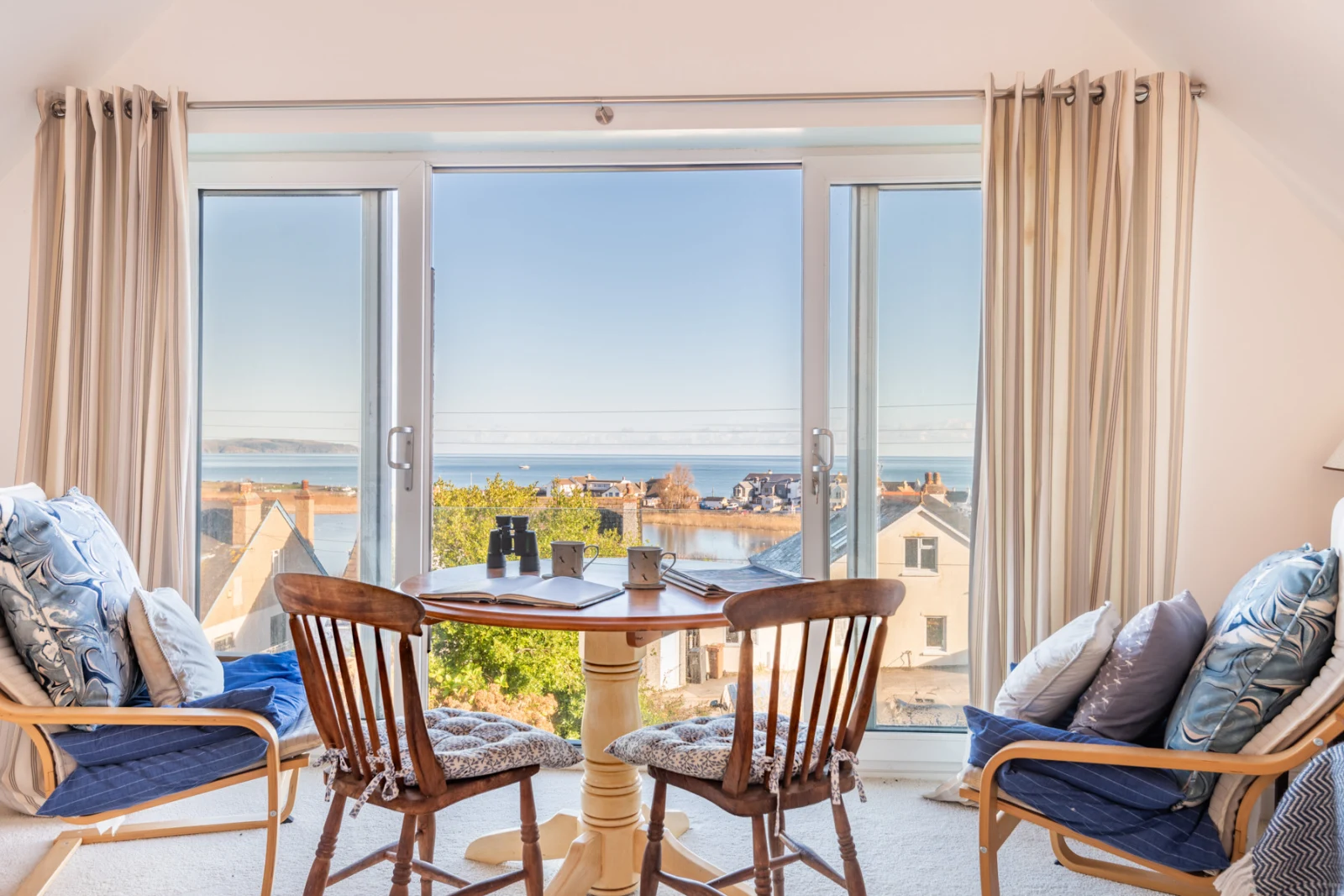 Views across Slapton Ley and Sands from this 2 bedroom dog friendly holiday home in South Devon.