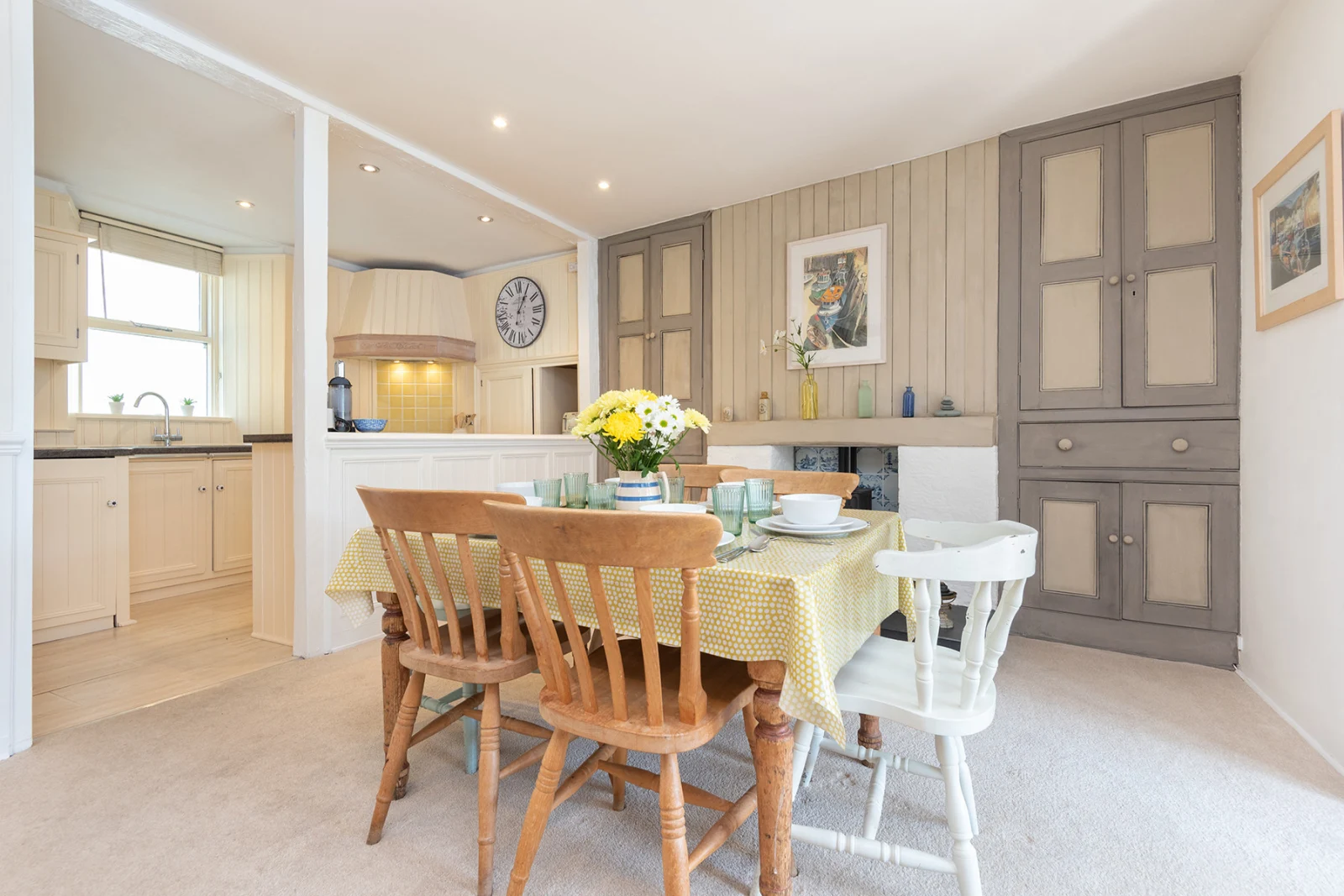 The dining end with the kitchen 