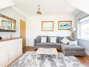 The lovely light lounge
