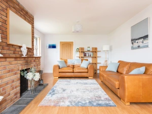 Another look at the lounge