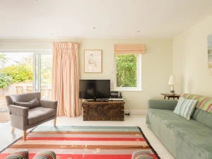 Open plan lounge 