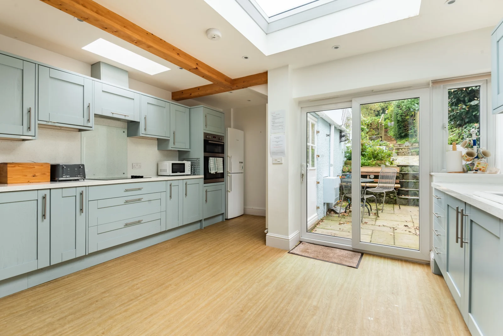 Kitchen diner with the patio doors to the terrace and garden.