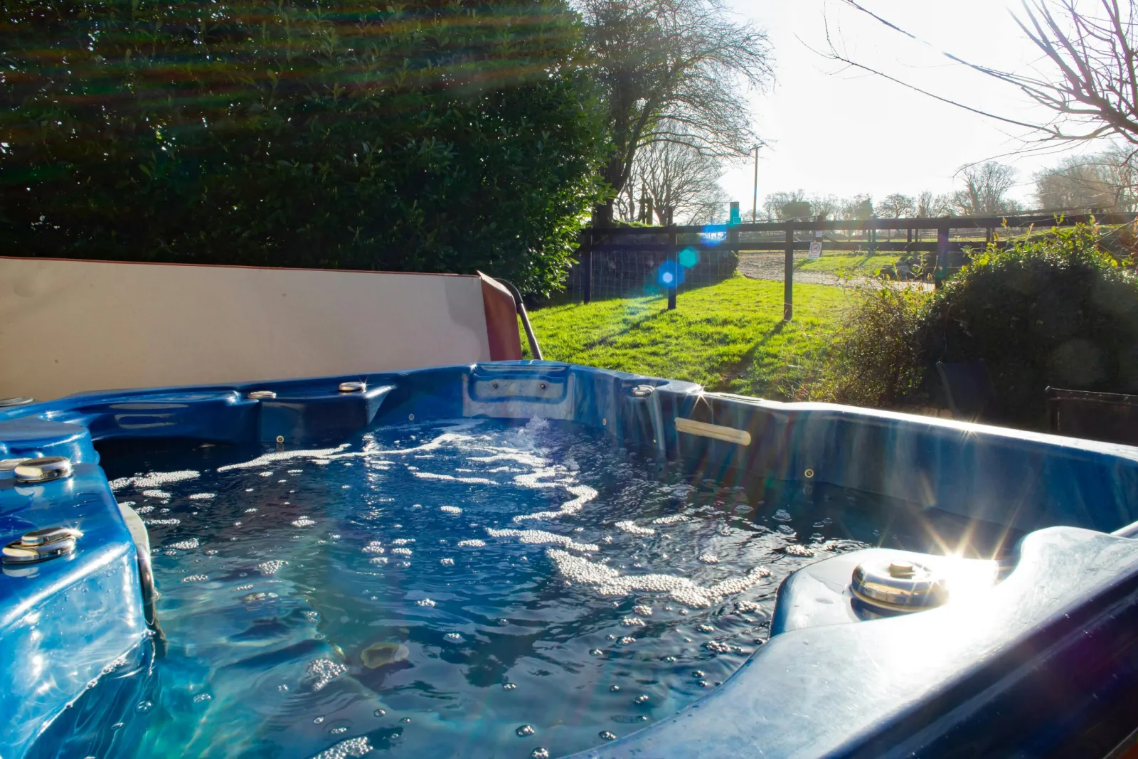 Hot tub with views over the fields
