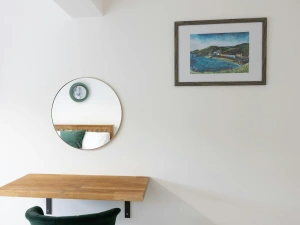 Office chair and small desk in the master bedroom.