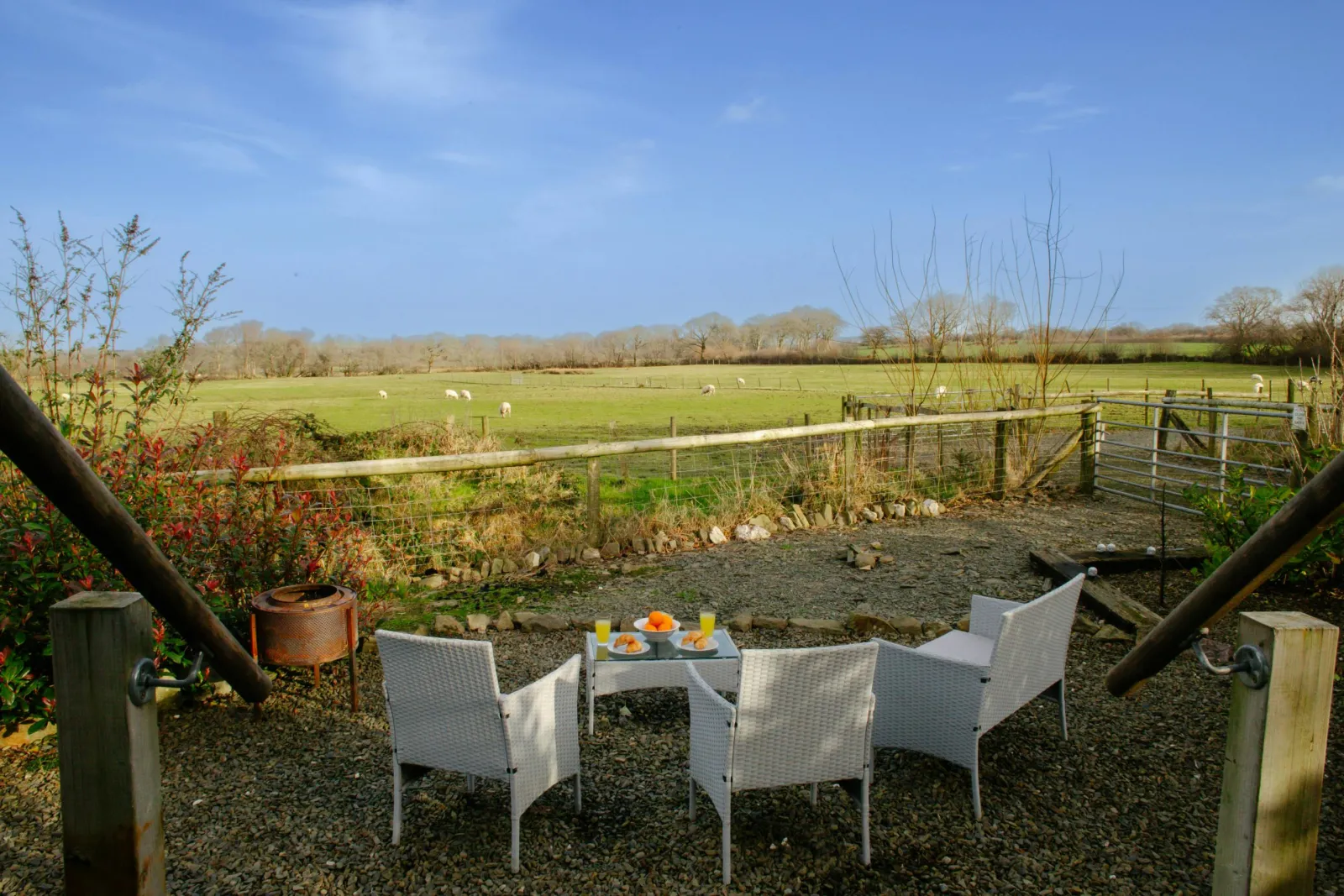 Views over neighbouring fields