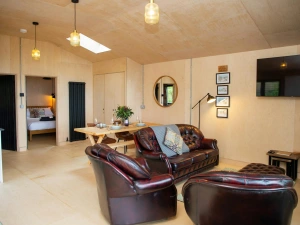 Sitting area with wall mounted TV